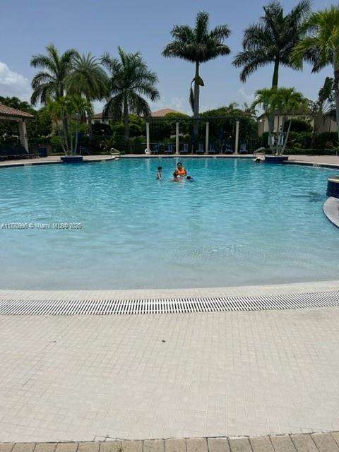 Small Image of 3365 WEST 91 TERR, Hialeah Number 25