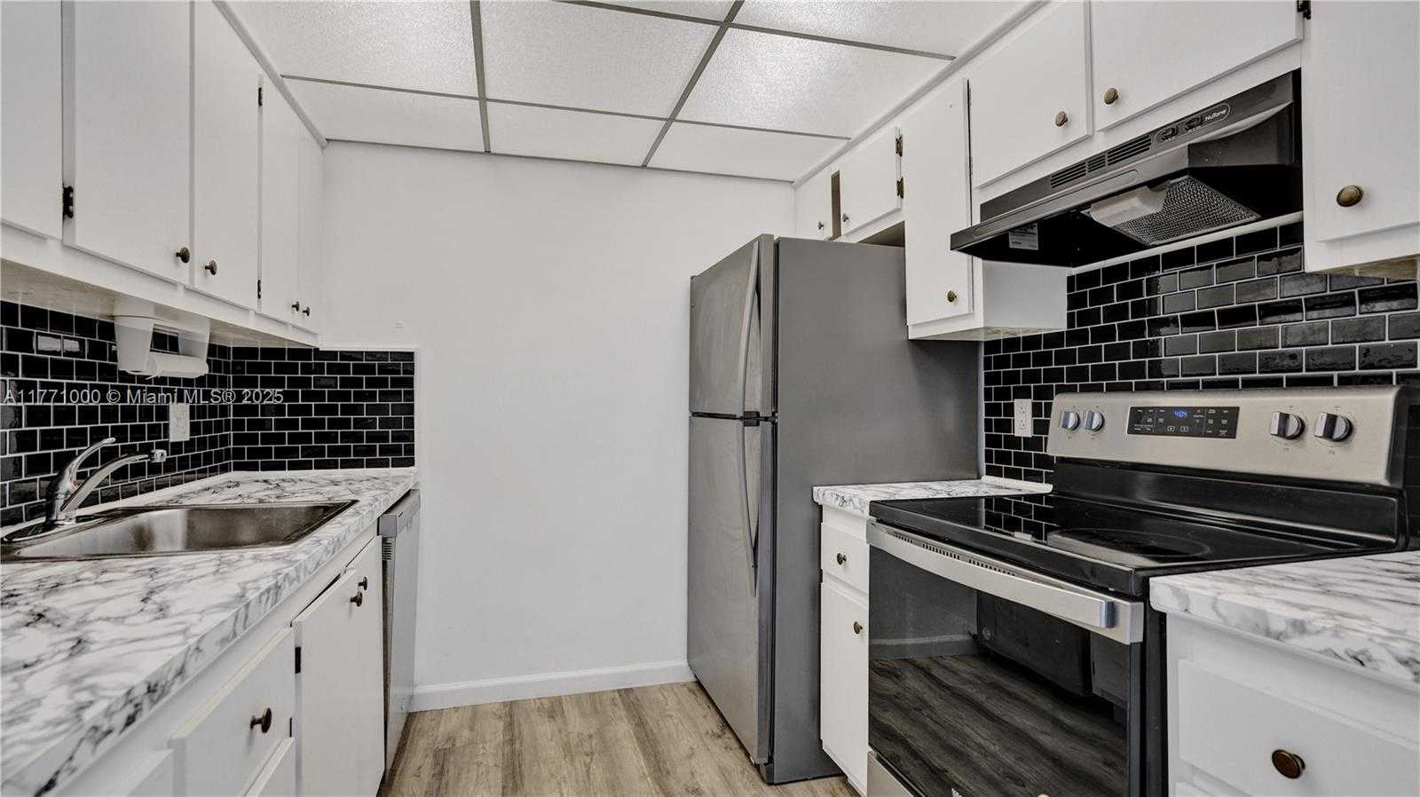 Small Image of 1301 SOUTH WEST 134TH WAY #412B, Pembroke Pines Number 12