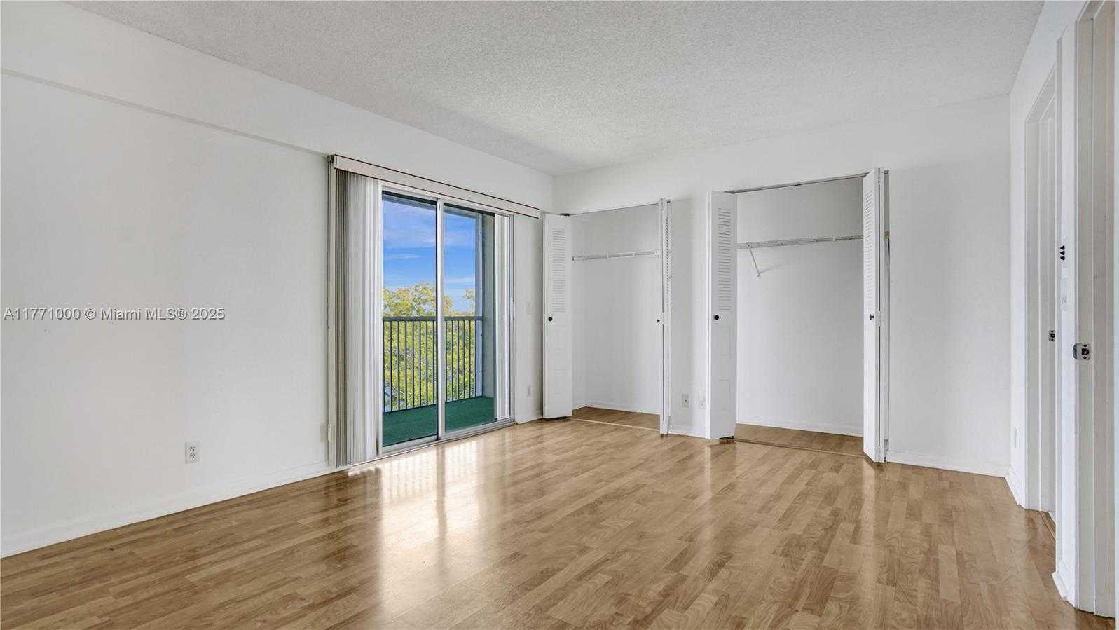 Small Image of 1301 SOUTH WEST 134TH WAY #412B, Pembroke Pines Number 18