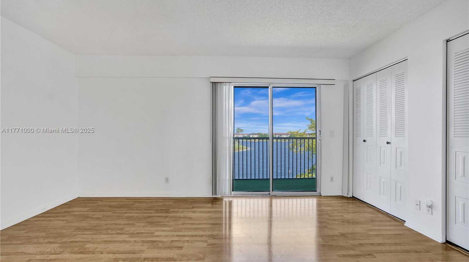 Small Image of 1301 SOUTH WEST 134TH WAY #412B, Pembroke Pines Number 19