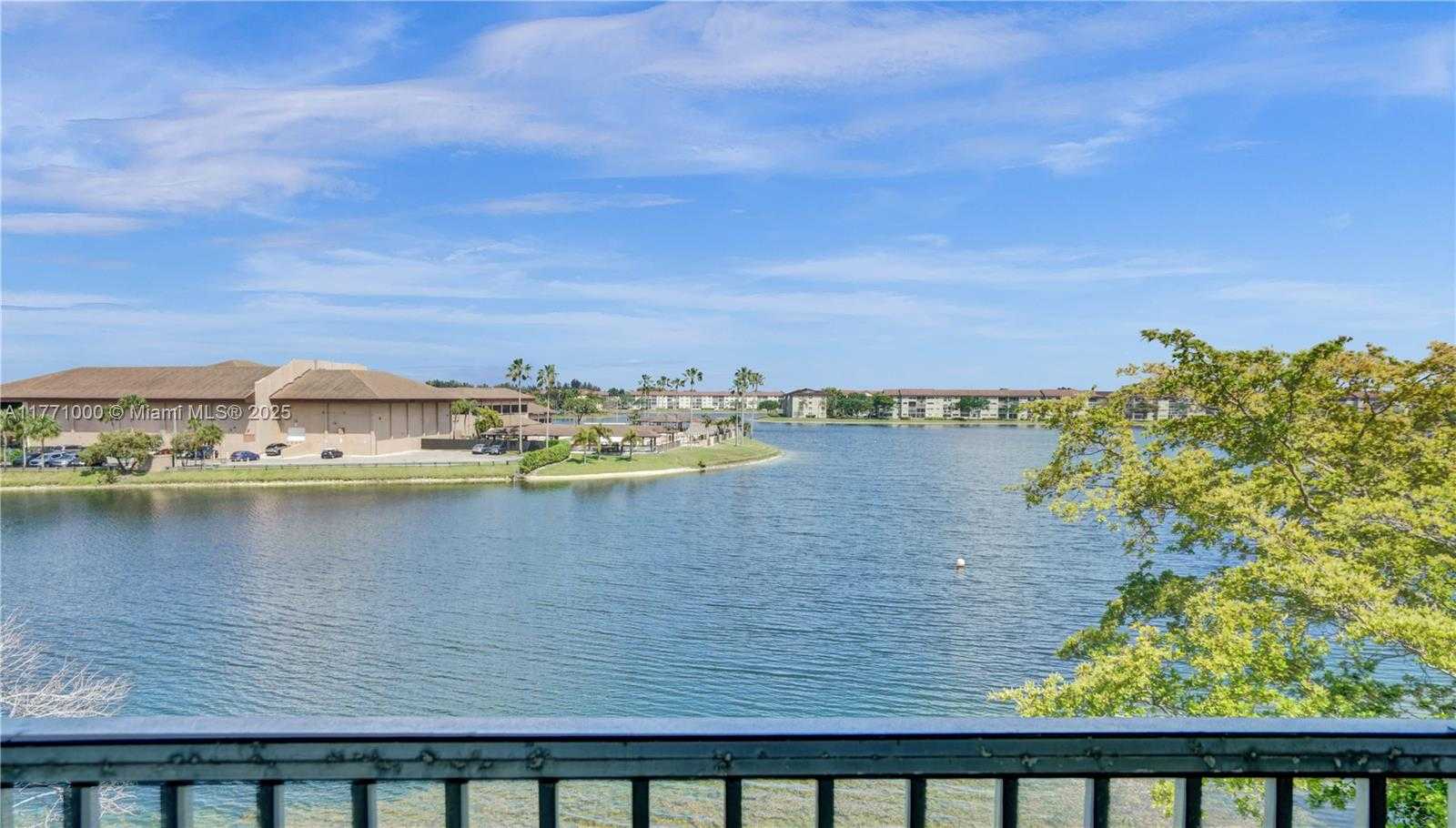Small Image of 1301 SOUTH WEST 134TH WAY #412B, Pembroke Pines Number 27