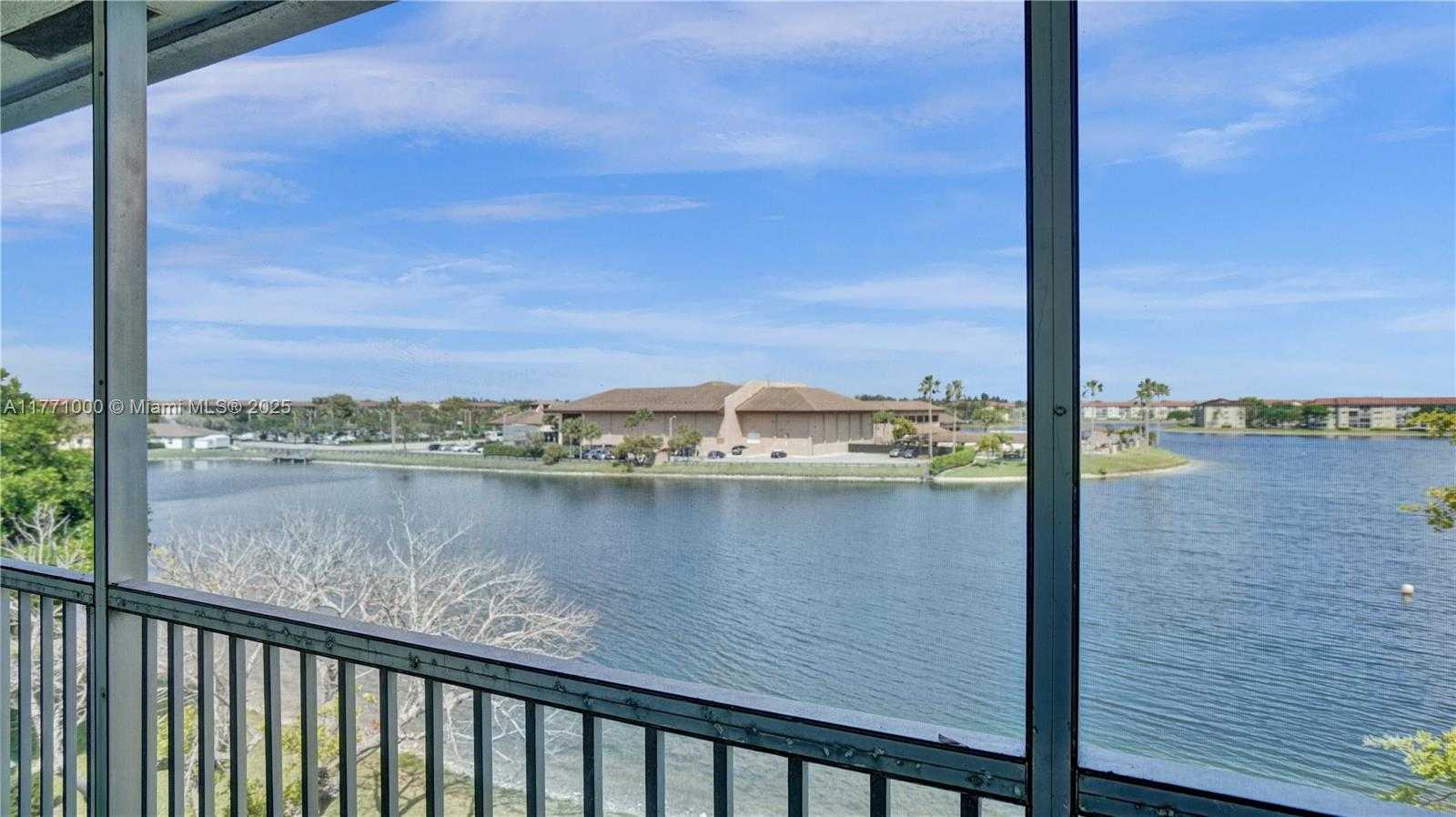 Small Image of 1301 SOUTH WEST 134TH WAY #412B, Pembroke Pines Number 28