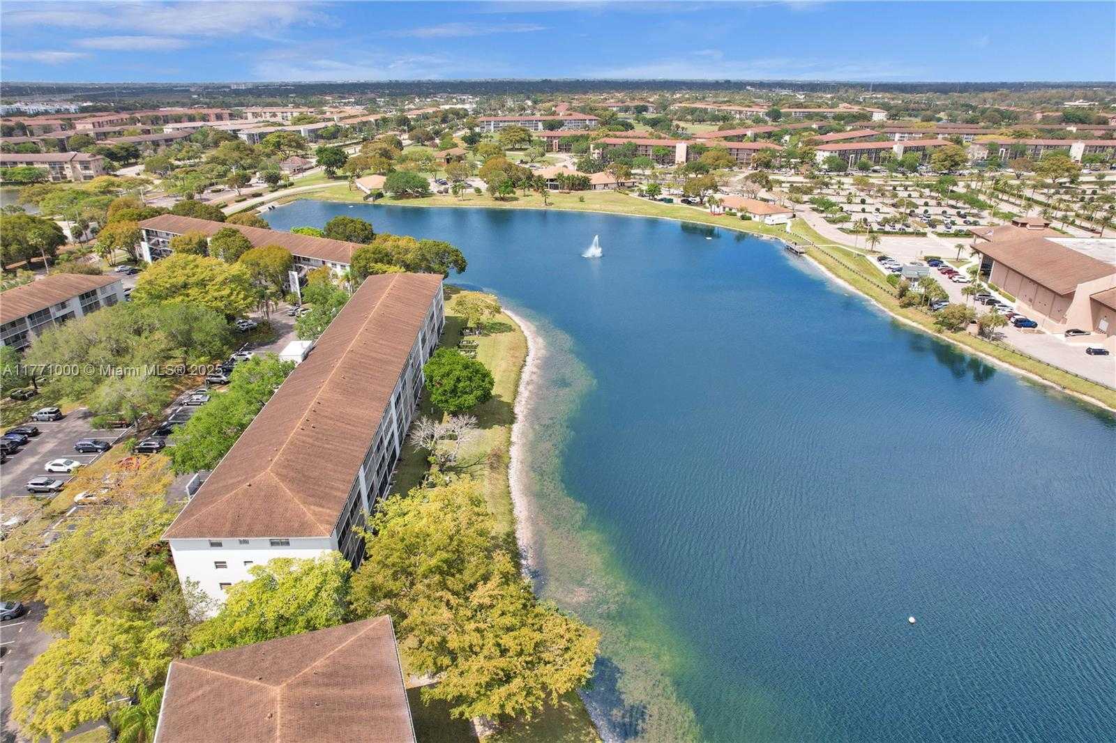 Small Image of 1301 SOUTH WEST 134TH WAY #412B, Pembroke Pines Number 45