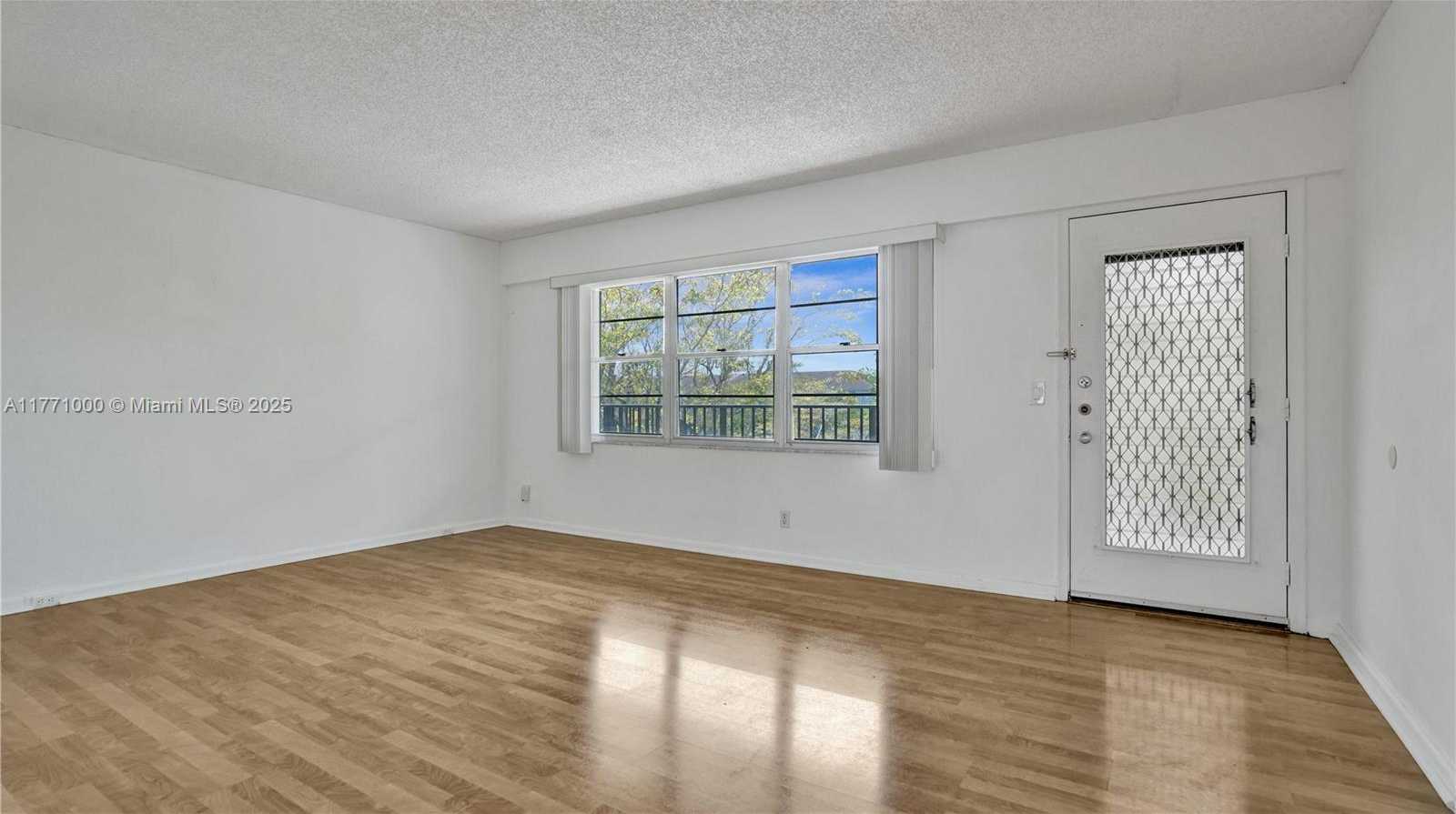 Small Image of 1301 SOUTH WEST 134TH WAY #412B, Pembroke Pines Number 8