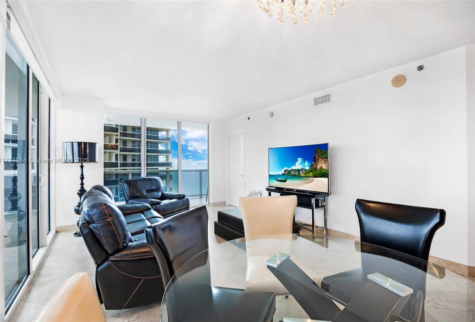 Small Image of 1830 SOUTH OCEAN DR #2808, Hallandale Beach Number 14