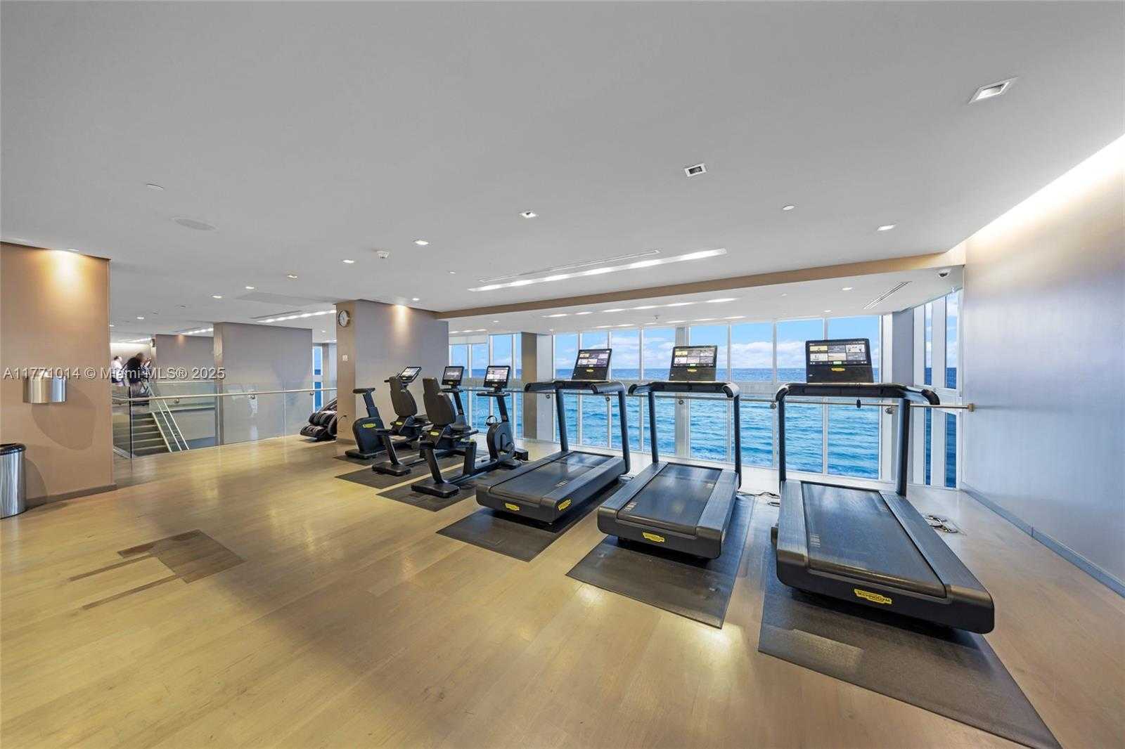 Small Image of 1830 SOUTH OCEAN DR #2808, Hallandale Beach Number 21