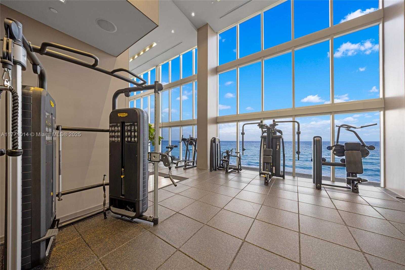 Small Image of 1830 SOUTH OCEAN DR #2808, Hallandale Beach Number 25