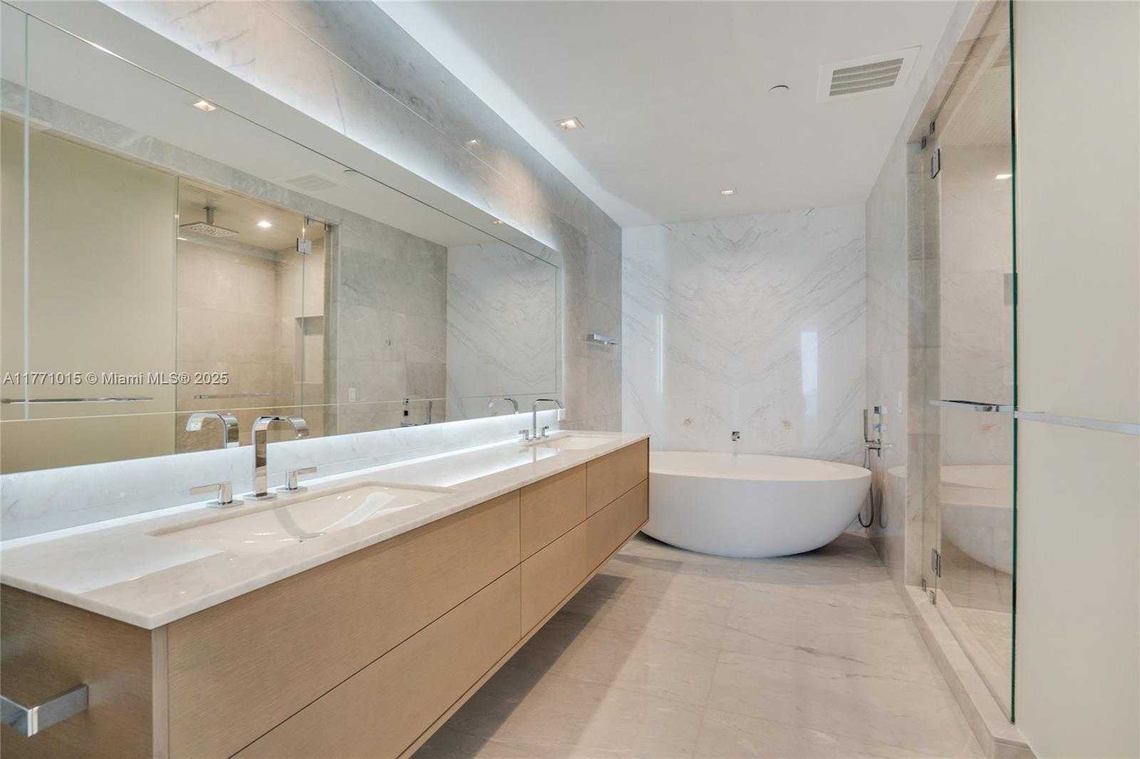 Small Image of 18501 COLLINS AVE #1804, Sunny Isles Beach Number 18