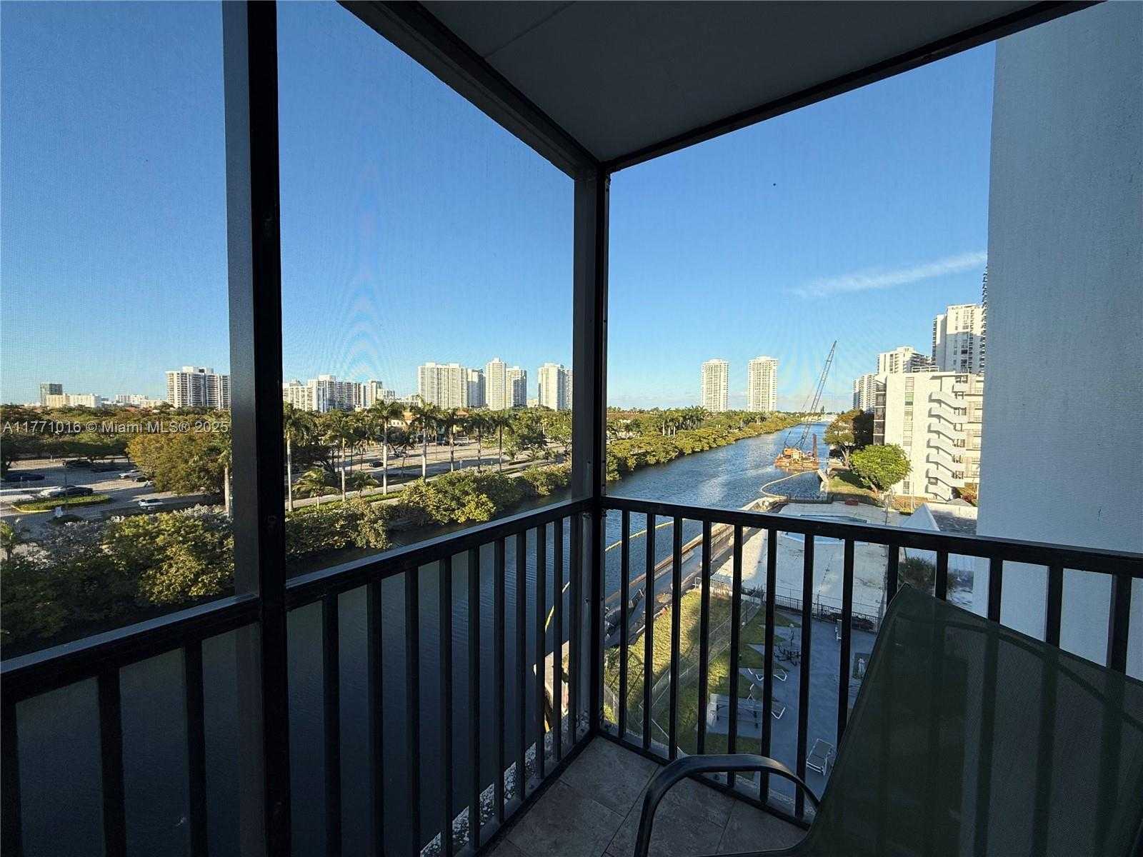 Small Image of 3401 NORTH COUNTRY CLUB DR #601, Aventura Number 2