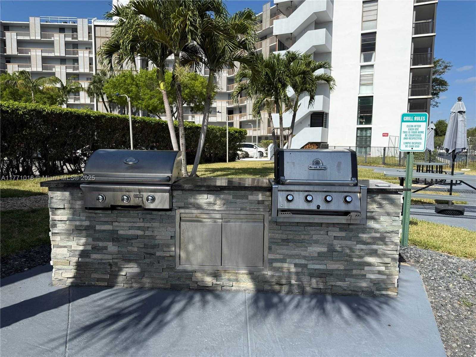 Small Image of 3401 NORTH COUNTRY CLUB DR #601, Aventura Number 28