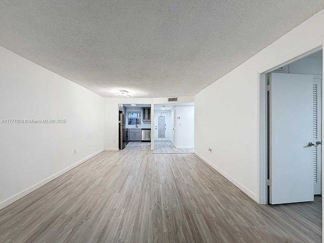 Small Image of 7991 NORTH SUNRISE LAKES DR #211, Sunrise Number 29