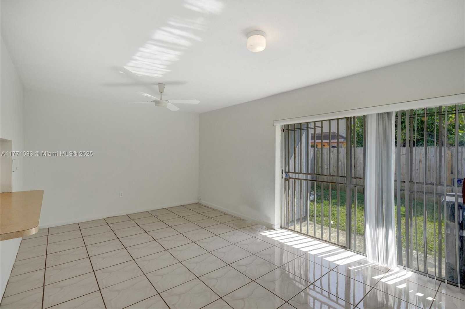 Small Image of 19402 SOUTH WEST 103RD CT #F, Cutler Bay Number 13