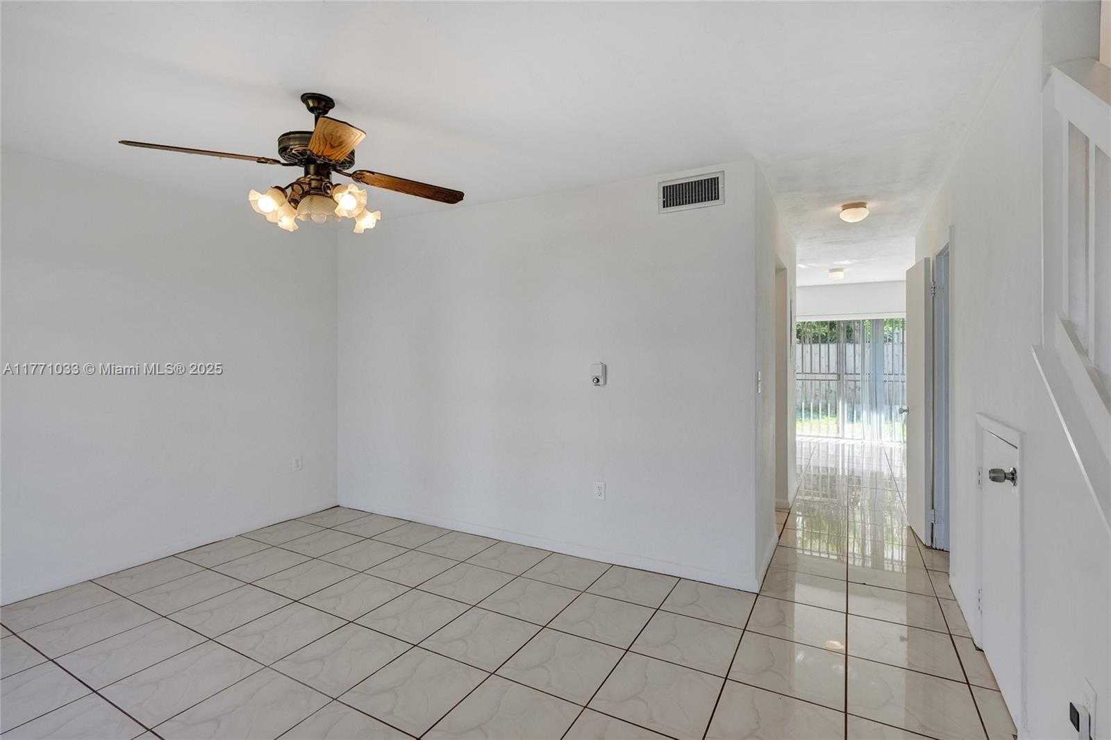 Small Image of 19402 SOUTH WEST 103RD CT #F, Cutler Bay Number 3