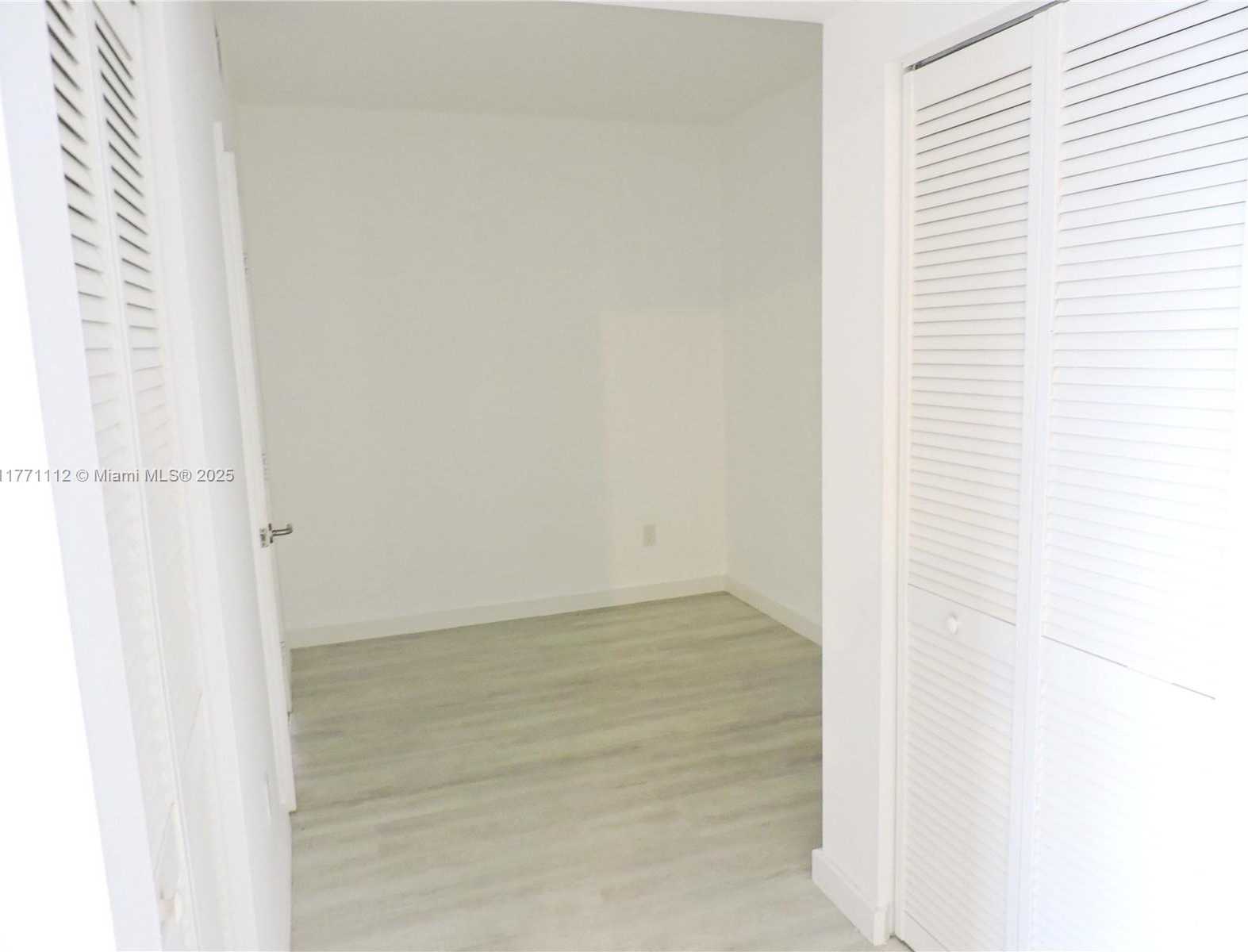 Small Image of 4250 BISCAYNE BLVD #707, Miami Number 4