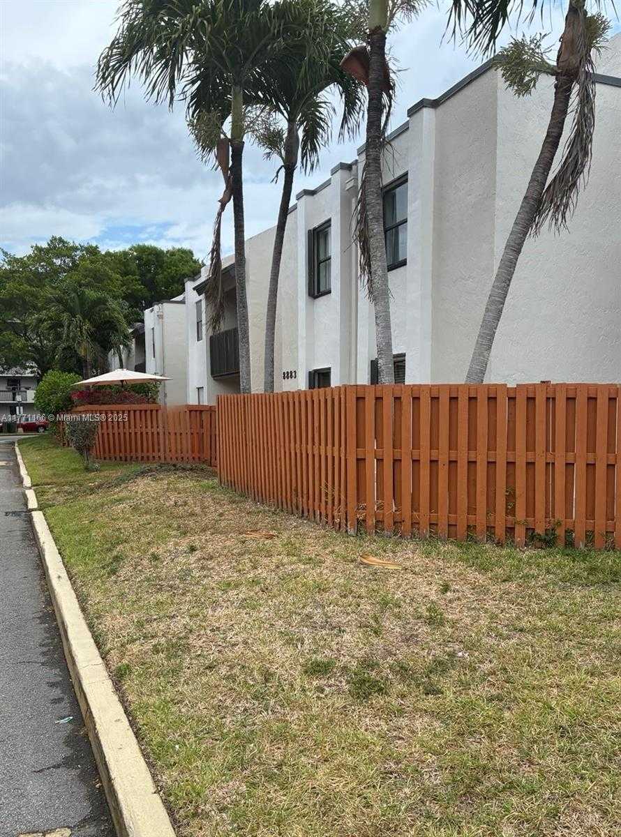 Small Image of 8883 FONTAINEBLEAU BLVD #202, Miami Number 27