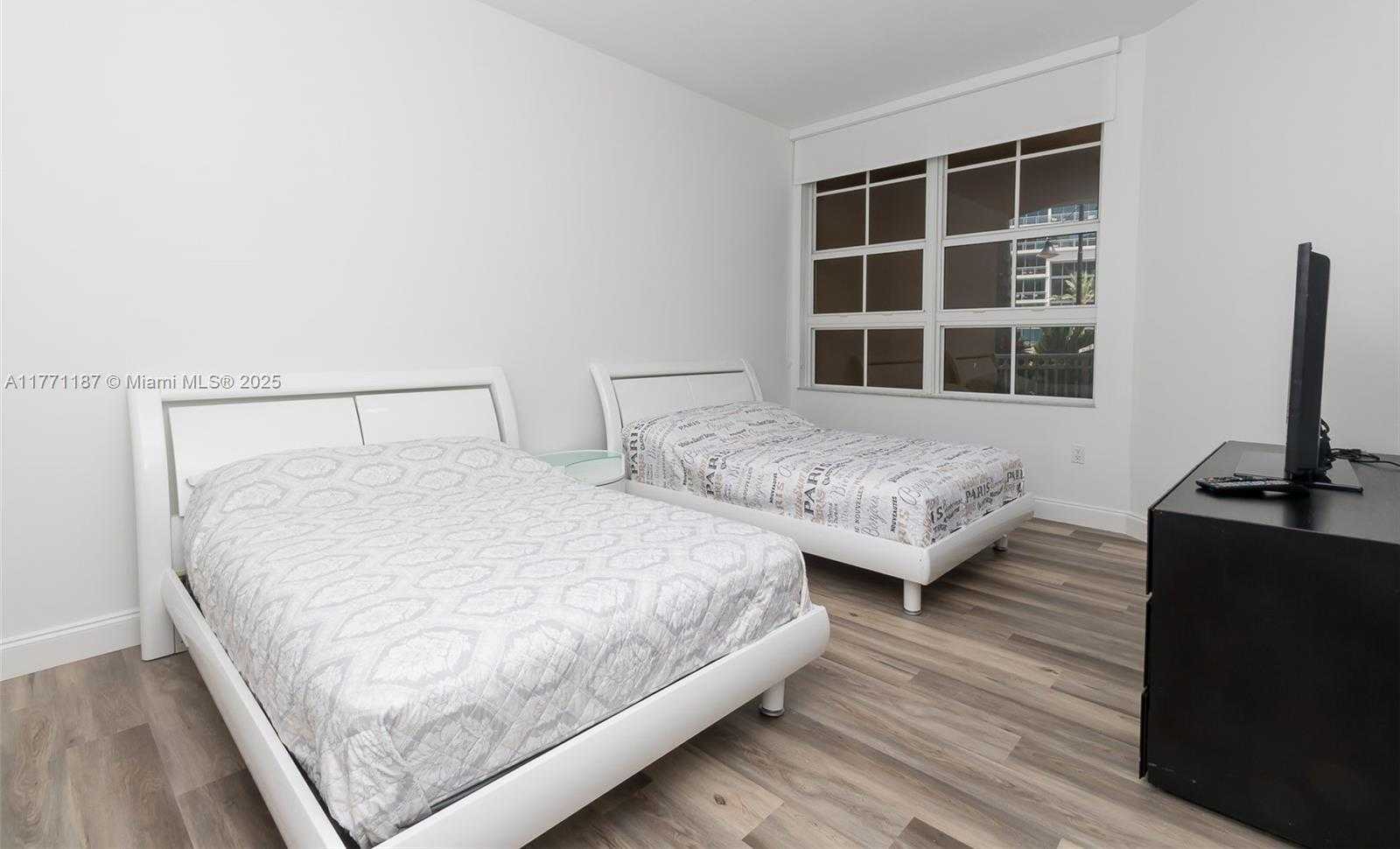 Small Image of 3001 NORTH EAST 185TH ST #113, Aventura Number 11