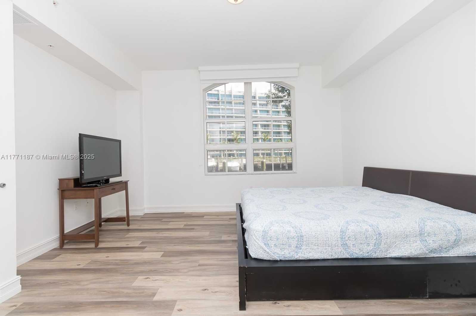 Small Image of 3001 NORTH EAST 185TH ST #113, Aventura Number 12