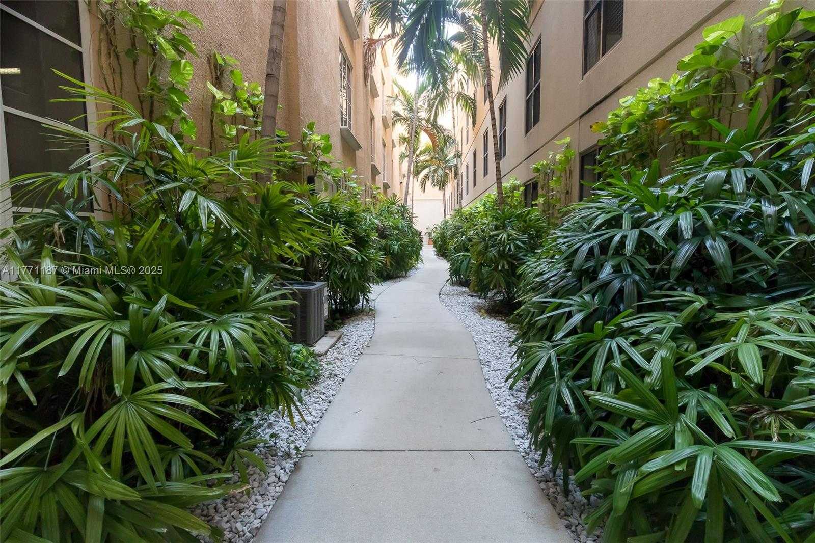Small Image of 3001 NORTH EAST 185TH ST #113, Aventura Number 21