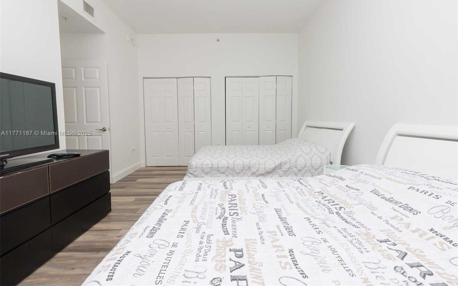 Small Image of 3001 NORTH EAST 185TH ST #113, Aventura Number 25