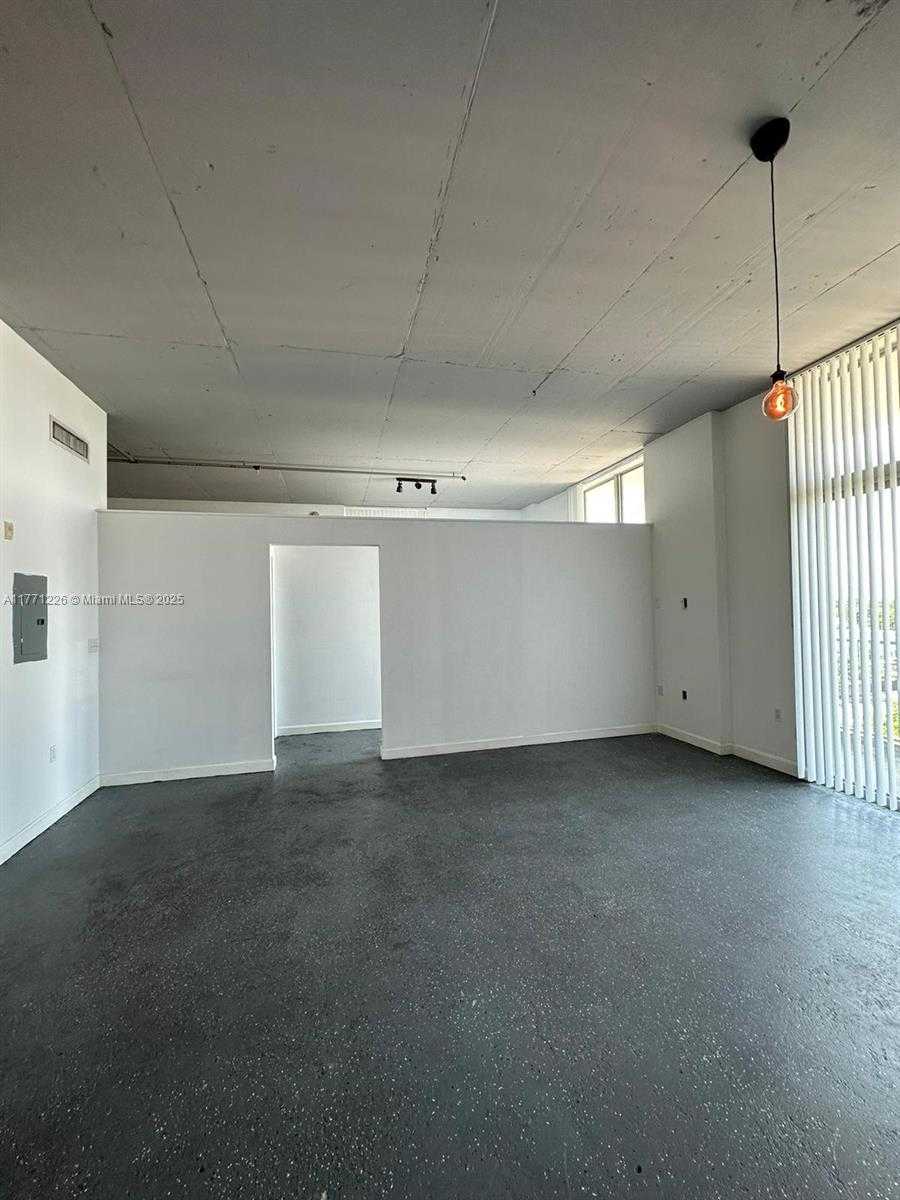 Small Image of 2100 VAN BUREN ST #503, Hollywood Number 11