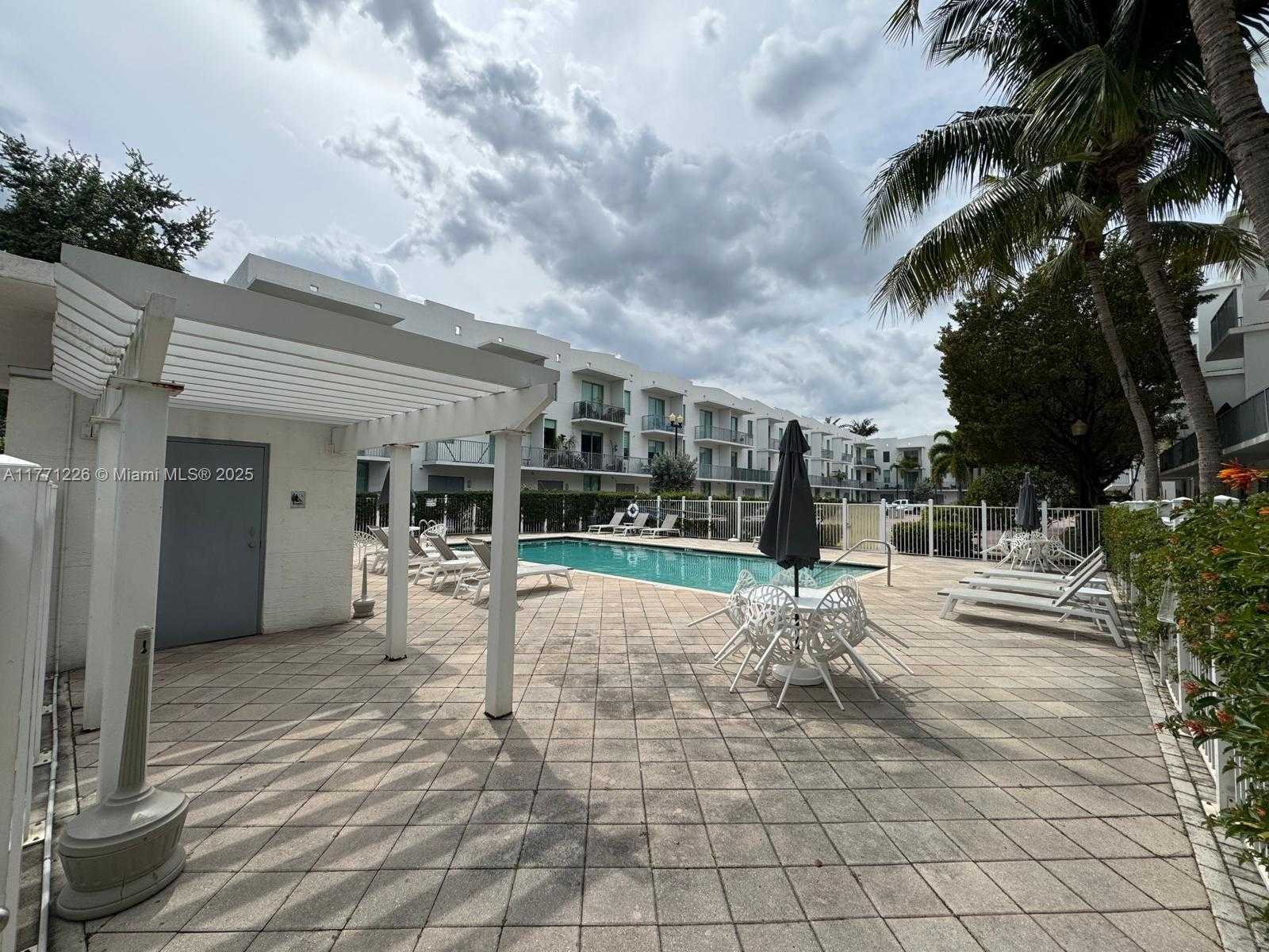 Small Image of 2100 VAN BUREN ST #503, Hollywood Number 16