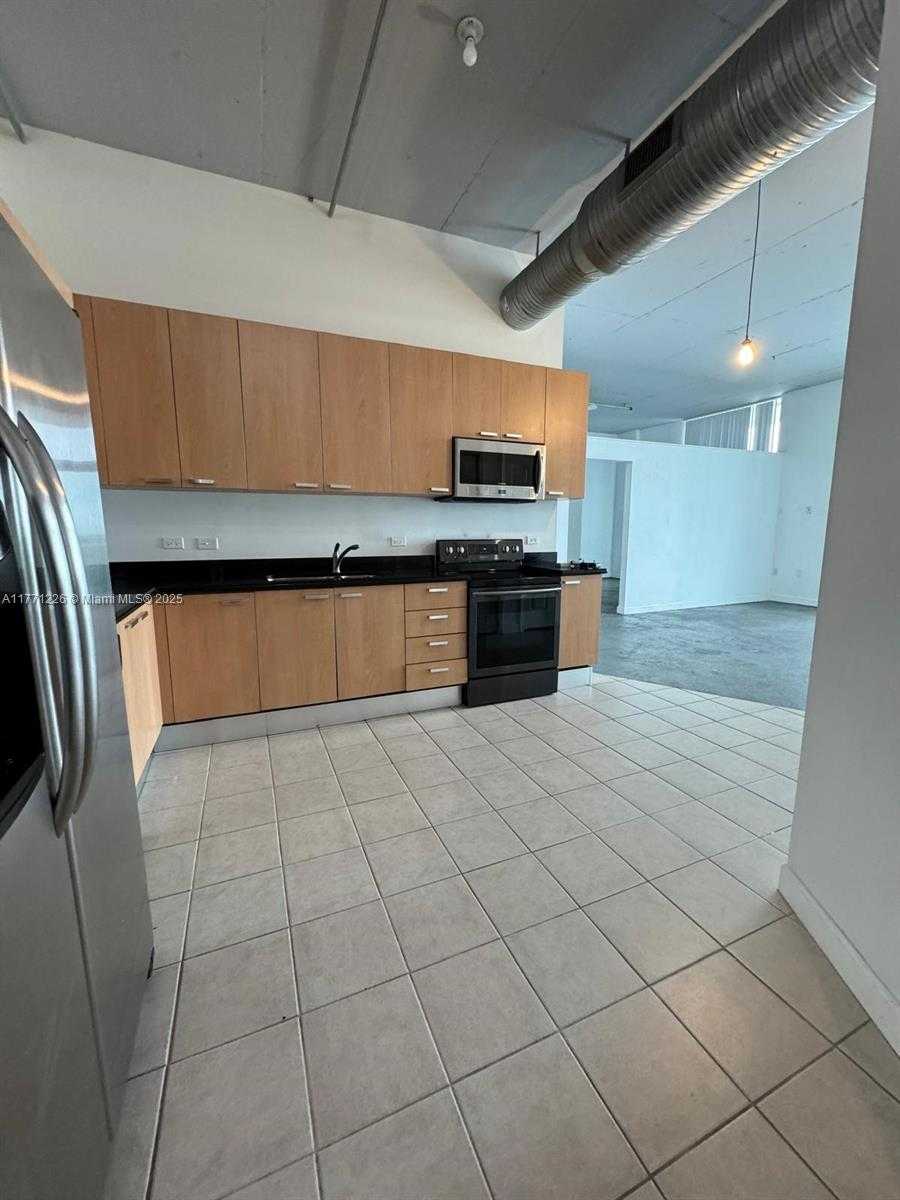 Small Image of 2100 VAN BUREN ST #503, Hollywood Number 3