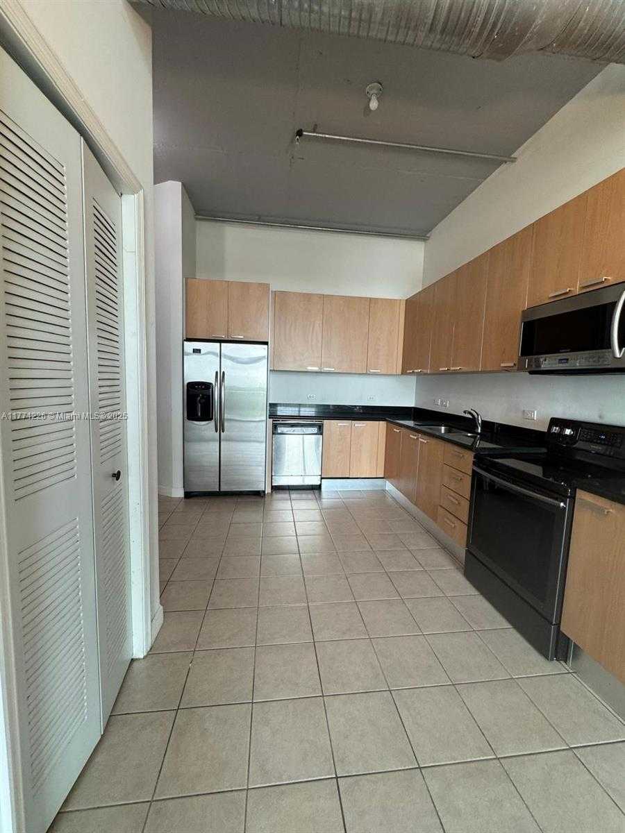 Small Image of 2100 VAN BUREN ST #503, Hollywood Number 8