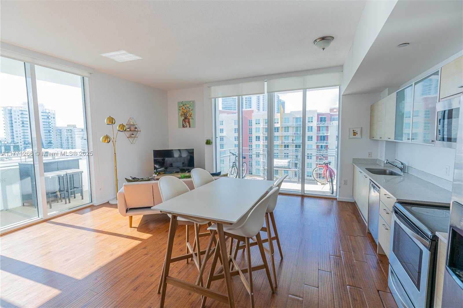 Small Image of 350 NORTH EAST 24TH ST #1001, Miami Number 7