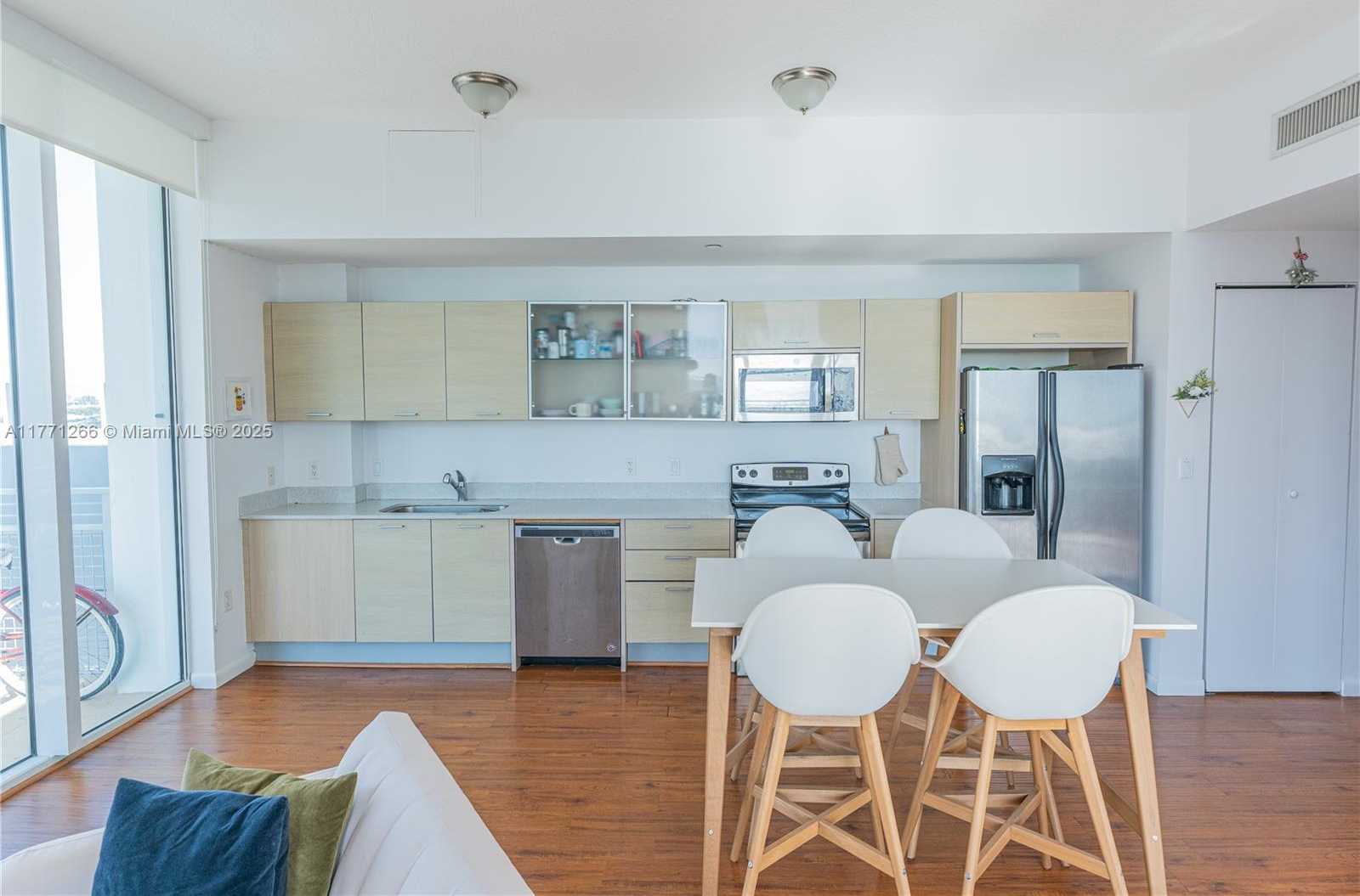 Small Image of 350 NORTH EAST 24TH ST #1001, Miami Number 8