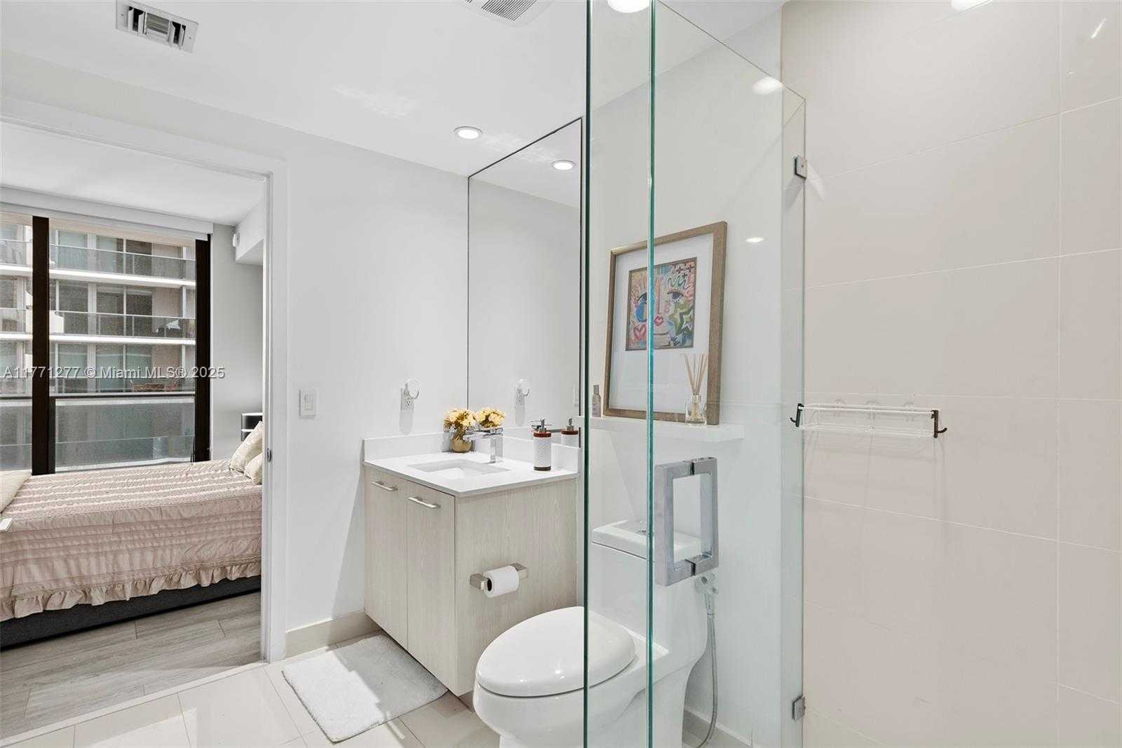 Small Image of 55 SOUTH WEST 9TH ST #3601, Miami Number 13