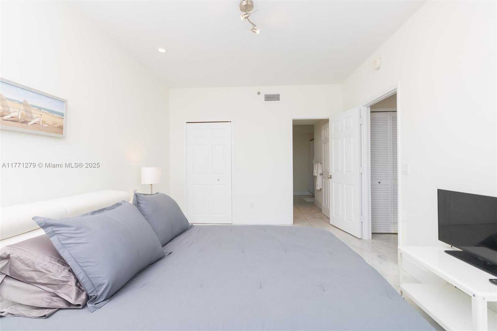 Small Image of 3215 NORTH EAST 184TH ST #14404, Aventura Number 7