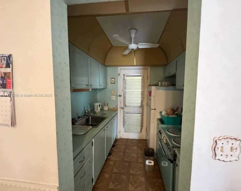 Small Image of 16750 NORTH EAST 14TH AVE #211, Miami Number 3