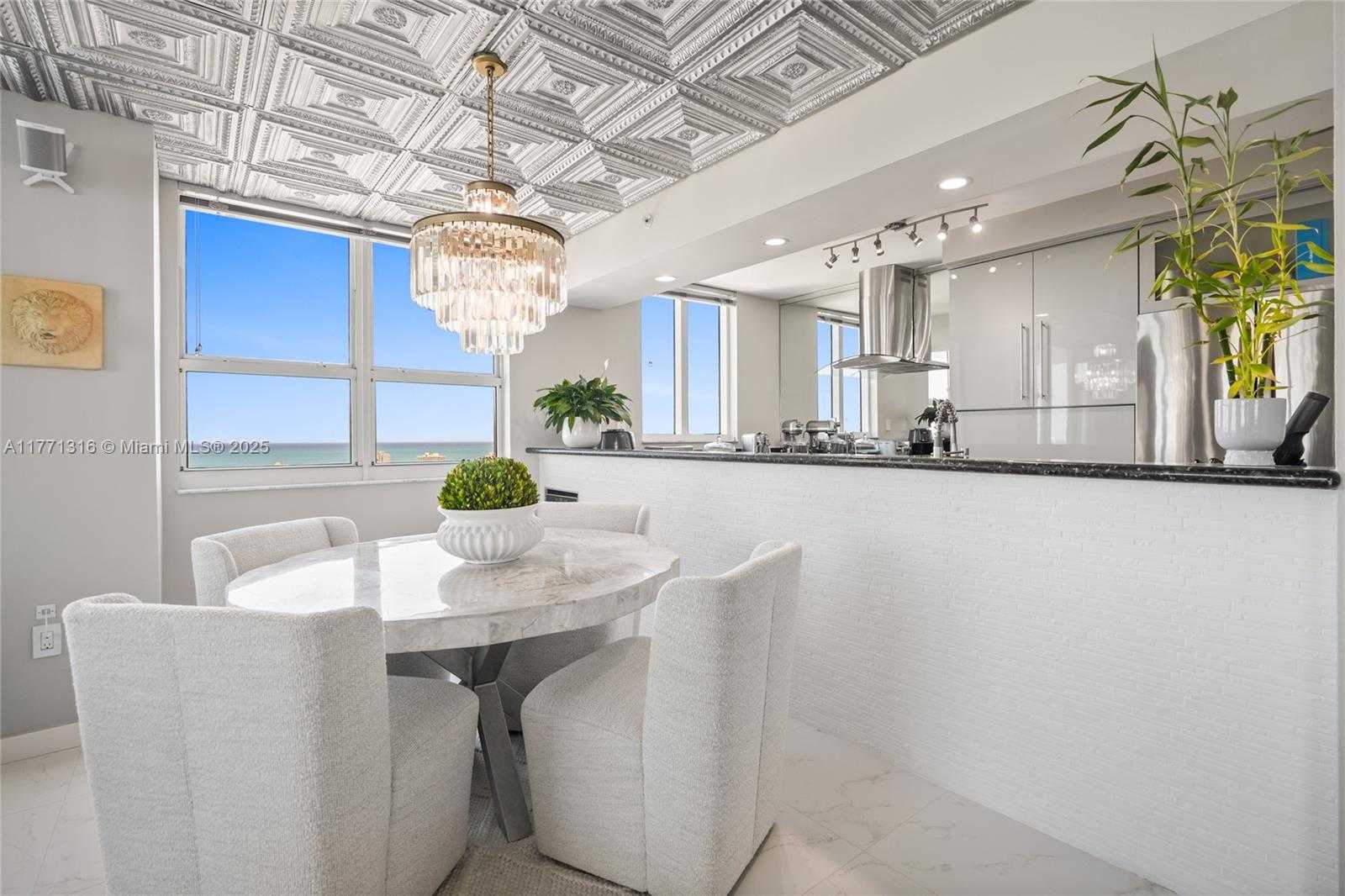 Small Image of 650 WEST AVE #2312, Miami Beach Number 11