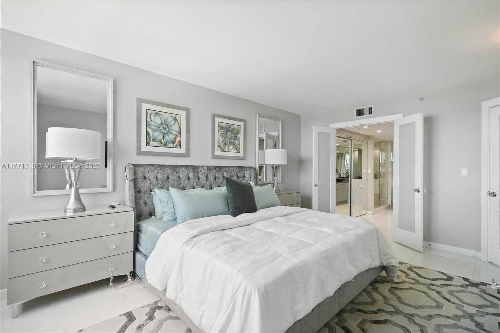 Small Image of 650 WEST AVE #2312, Miami Beach Number 22