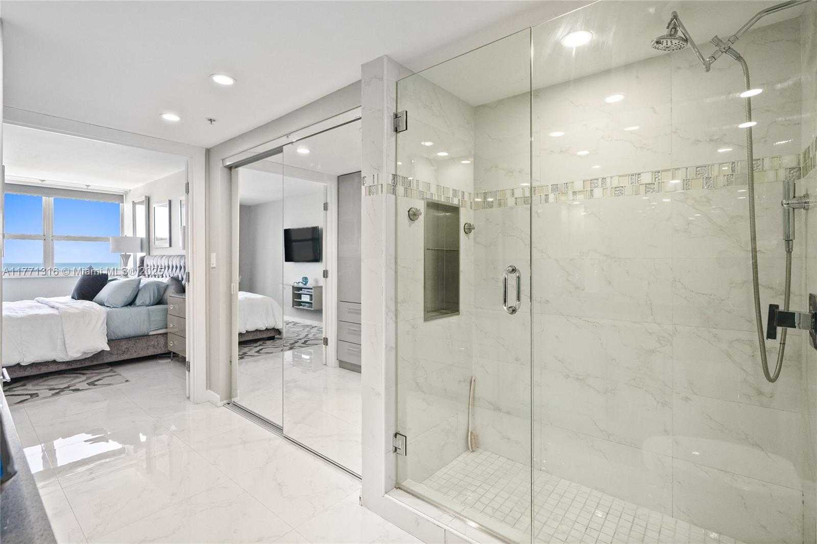 Small Image of 650 WEST AVE #2312, Miami Beach Number 27