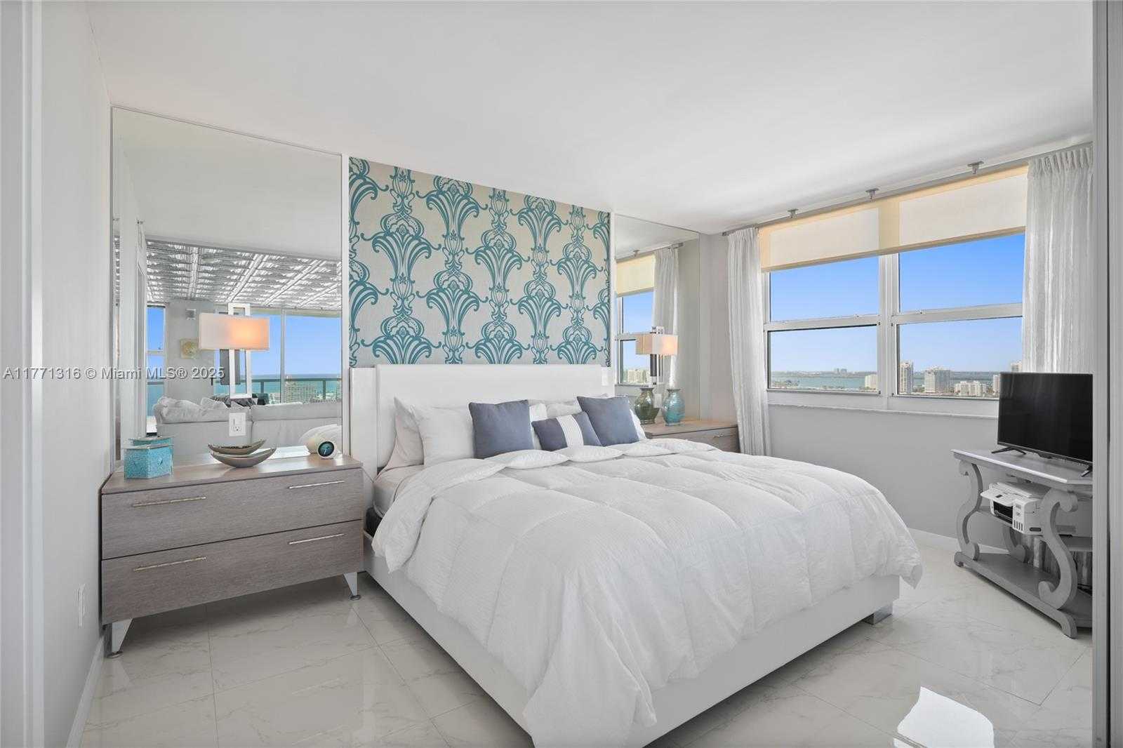 Small Image of 650 WEST AVE #2312, Miami Beach Number 28