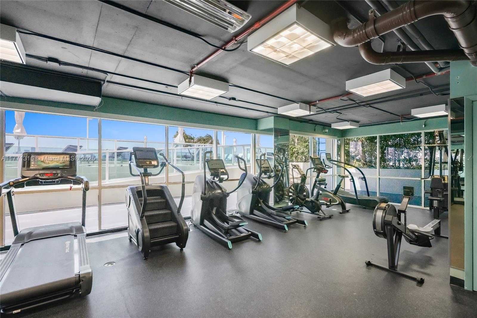 Small Image of 650 WEST AVE #2312, Miami Beach Number 44