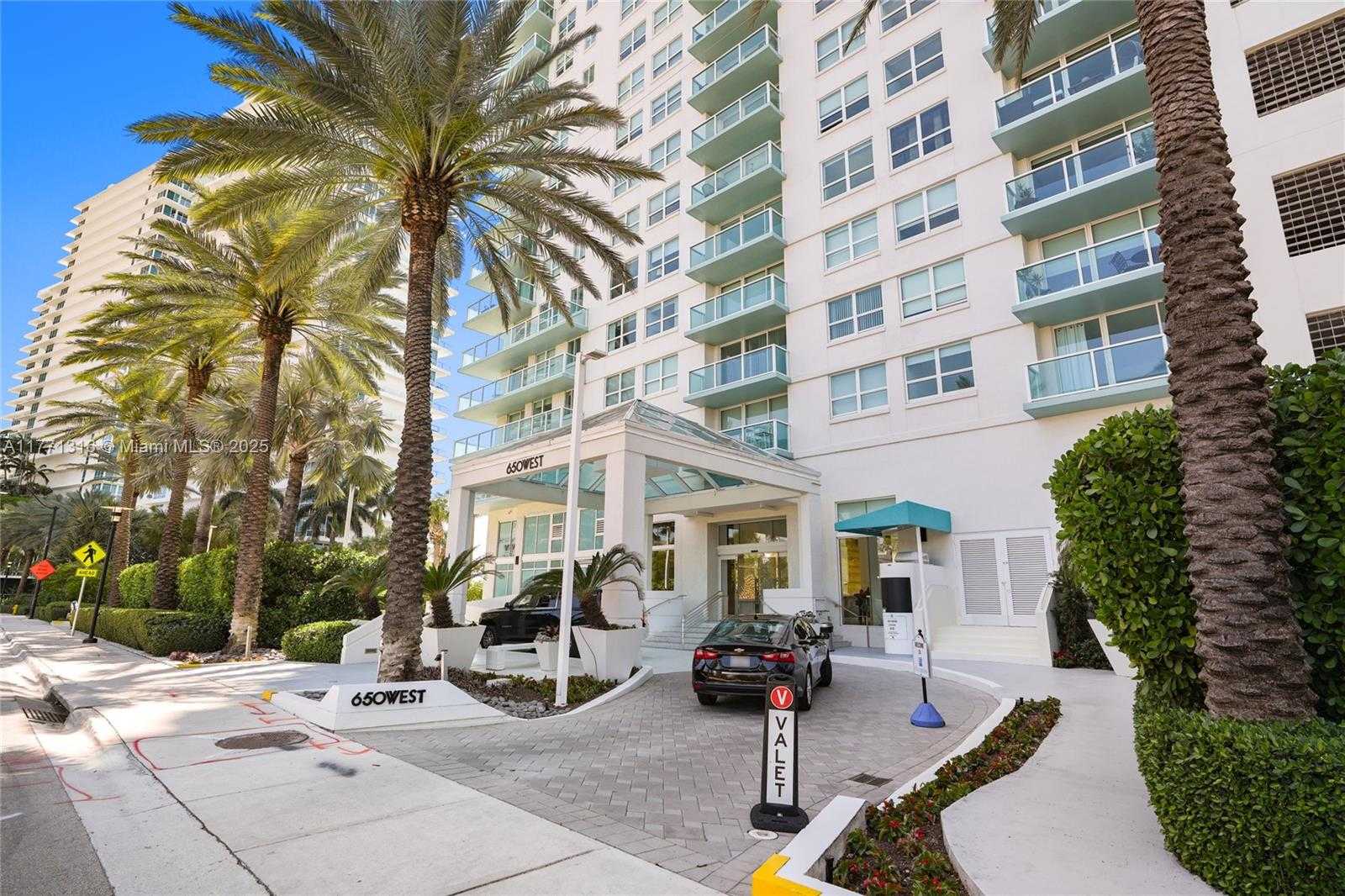 Small Image of 650 WEST AVE #2312, Miami Beach Number 46