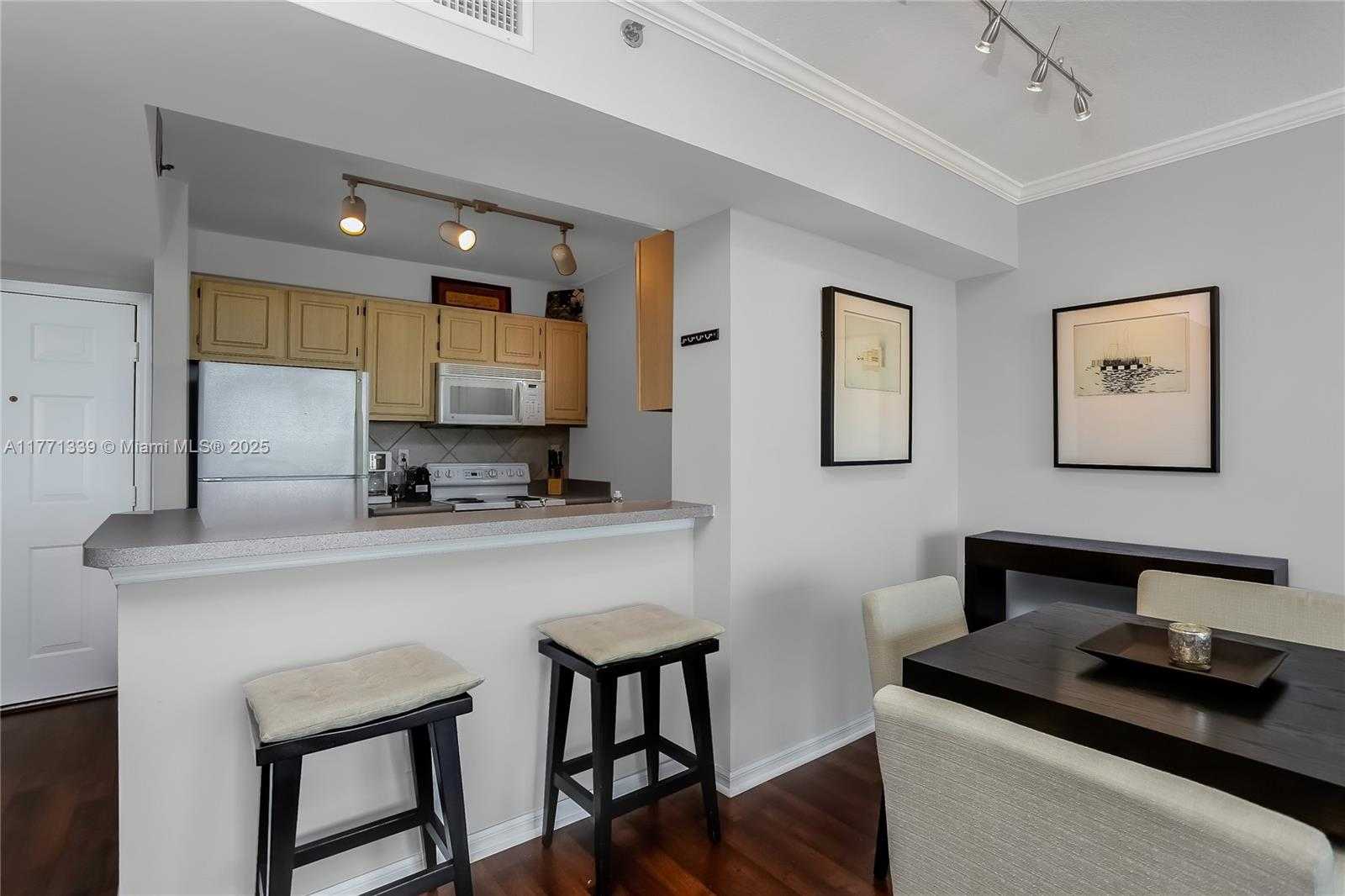 Small Image of 2665 SOUTH WEST 37TH AVE #1404, Miami Number 3