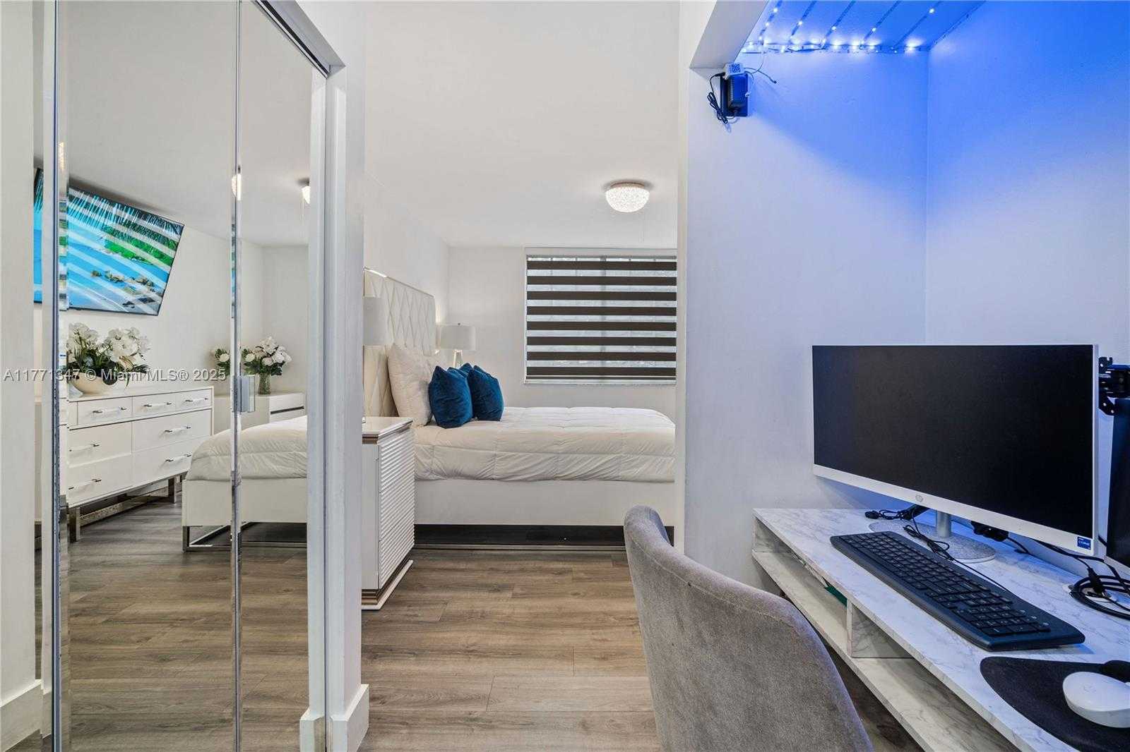 Small Image of 2113 RENAISSANCE BLVD #105, Miramar Number 12