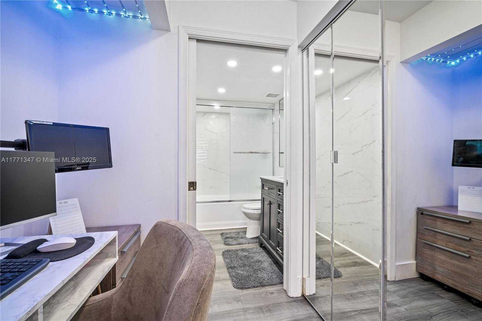 Small Image of 2113 RENAISSANCE BLVD #105, Miramar Number 15