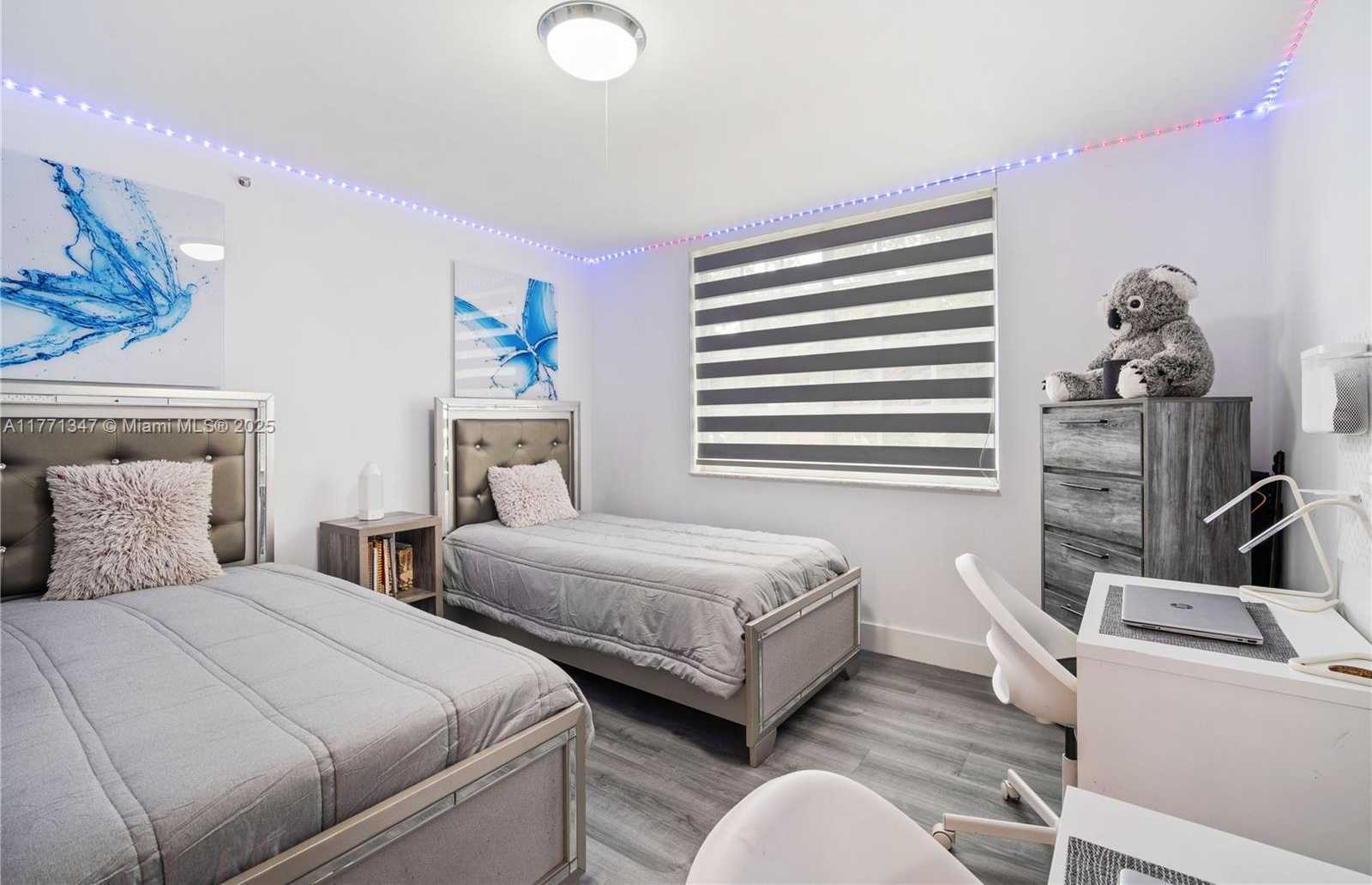 Small Image of 2113 RENAISSANCE BLVD #105, Miramar Number 16