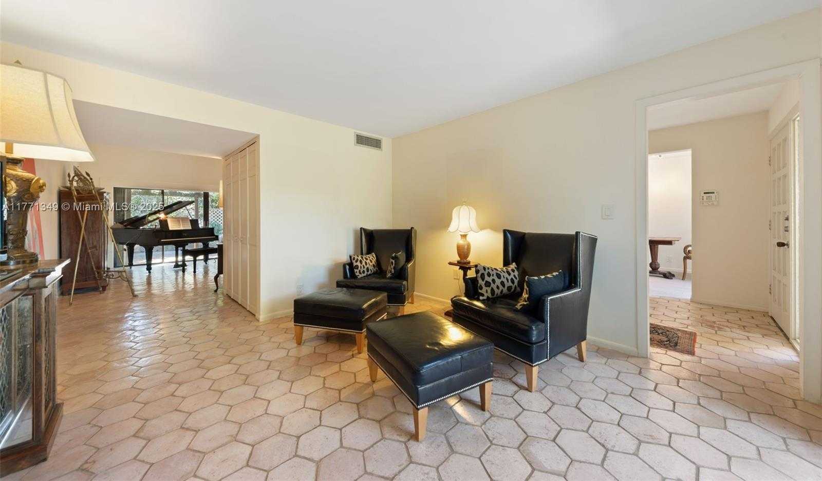 Small Image of 206 ST ANDREWS ROAD #18-78, Hollywood Number 29