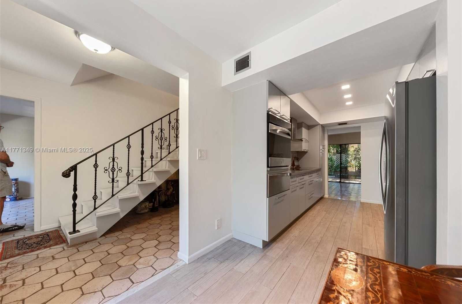 Small Image of 206 ST ANDREWS ROAD #18-78, Hollywood Number 47