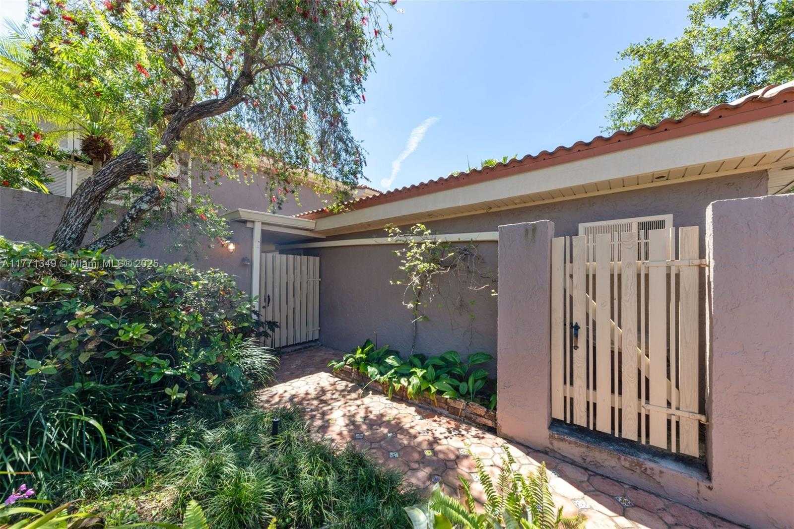 Small Image of 206 ST ANDREWS ROAD #18-78, Hollywood Number 5