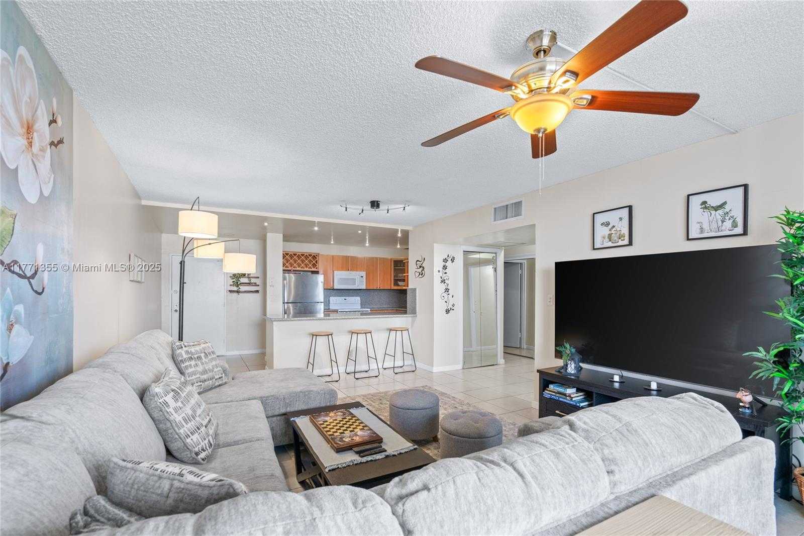 Small Image of 500 THREE ISLANDS BLVD #309, Hallandale Beach Number 13