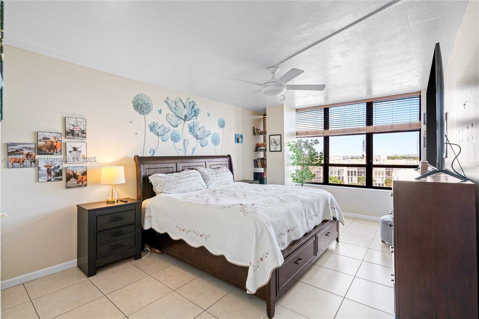 Small Image of 500 THREE ISLANDS BLVD #309, Hallandale Beach Number 23