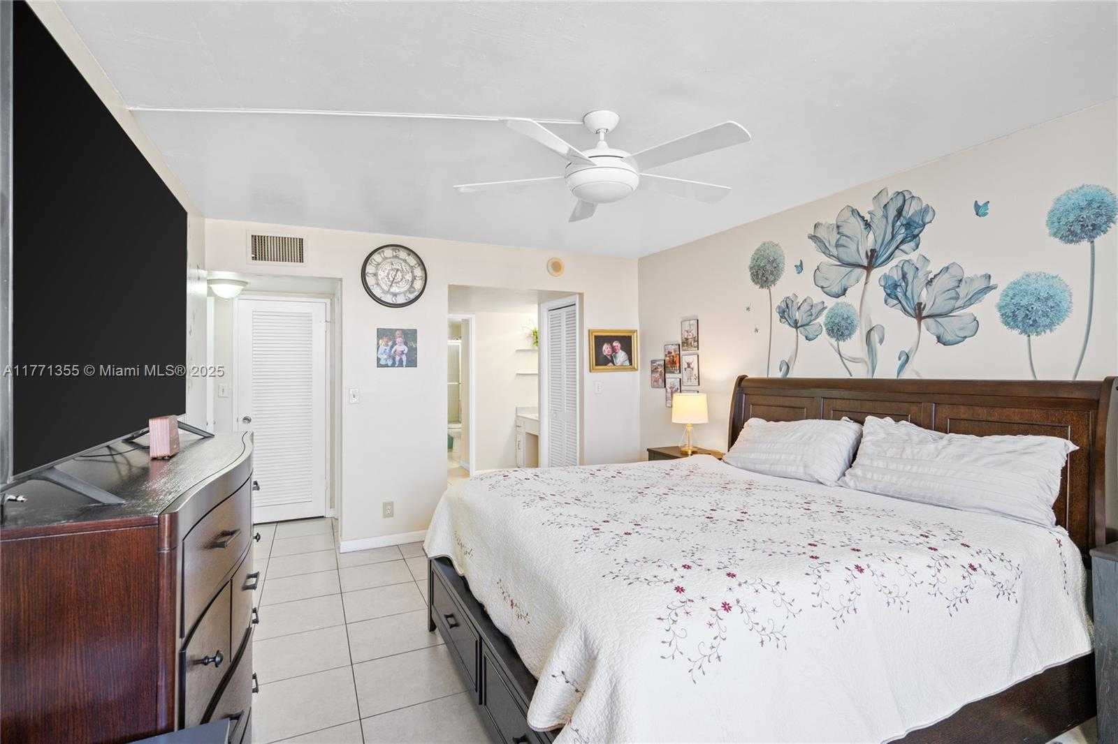 Small Image of 500 THREE ISLANDS BLVD #309, Hallandale Beach Number 27