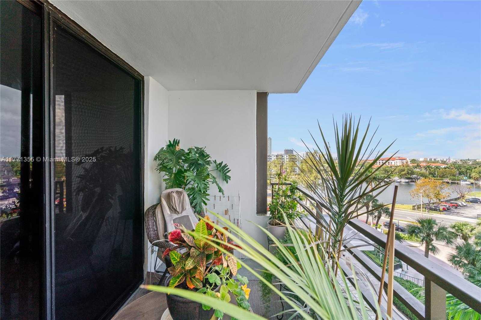 Small Image of 500 THREE ISLANDS BLVD #309, Hallandale Beach Number 5