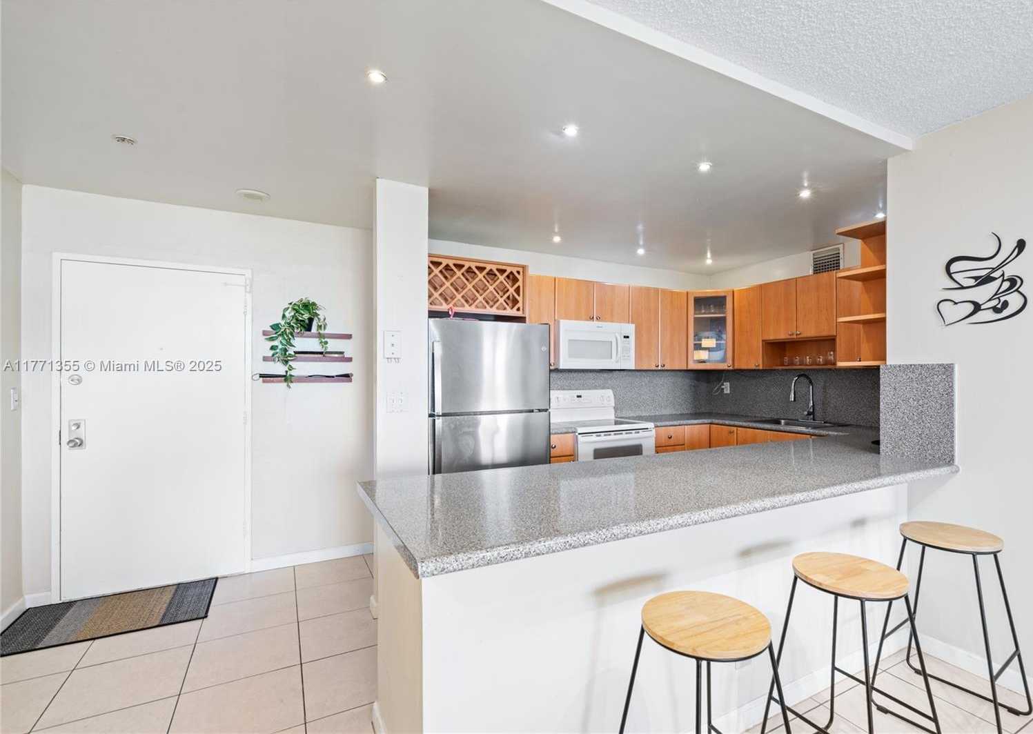 Small Image of 500 THREE ISLANDS BLVD #309, Hallandale Beach Number 9